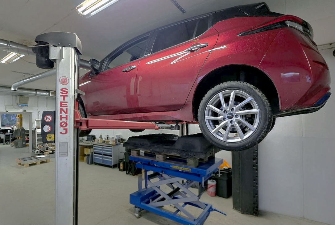 Sähköautojen ja hybridien akkukorjaukset